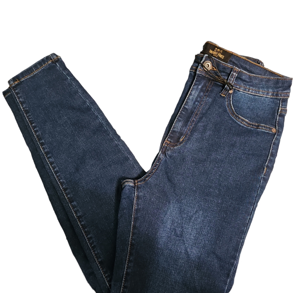Skinny Fries NWT high rise skinny size 7